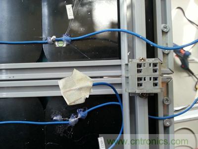 手工打造太阳能充电照明系统:点亮LED给手机充电