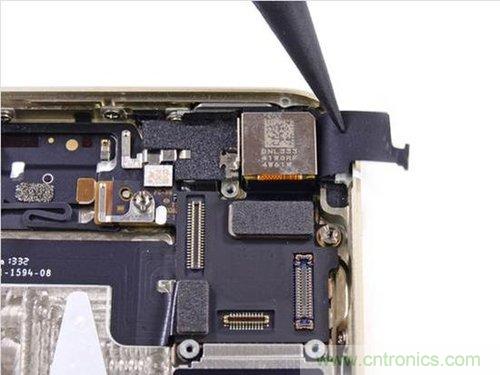 土豪金iPhone 5S拆解:内部结构升级,维修难度增加