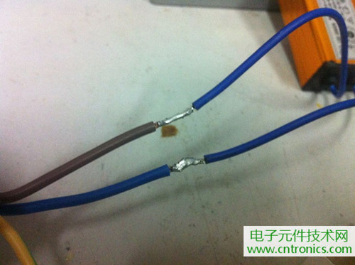 【拆解】9.9包邮10W LED射灯电源拆解改造篇