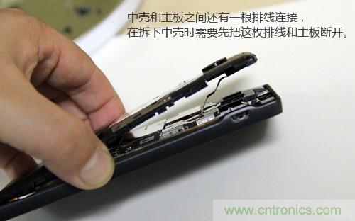 拆解4G新机索尼M35t:用料十足,易于维修