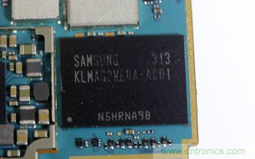拆解4G新机索尼M35t:用料十足,易于维修