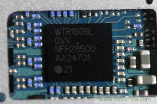拆解4G新机索尼M35t:用料十足,易于维修