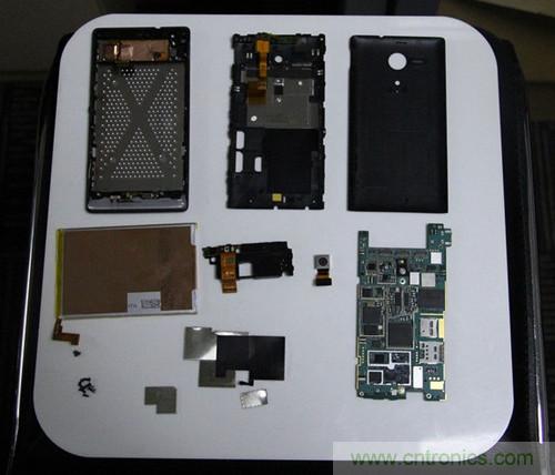 拆解4G新机索尼M35t:用料十足,易于维修