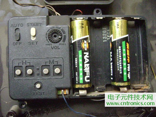 拆个老古董,日本精工石英电子挂钟拆解