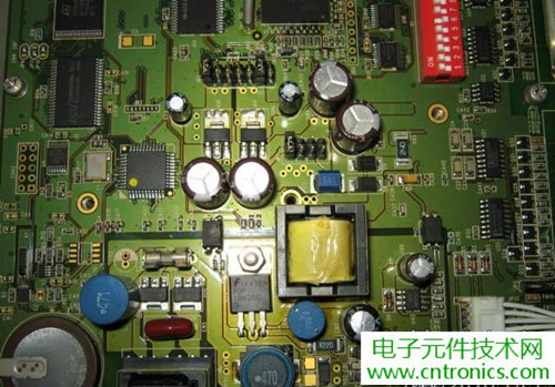 触摸屏售价过万?一台工控设备触摸屏拆解