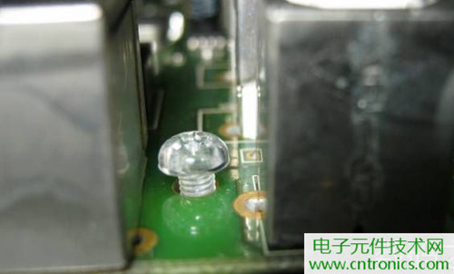 触摸屏售价过万?一台工控设备触摸屏拆解