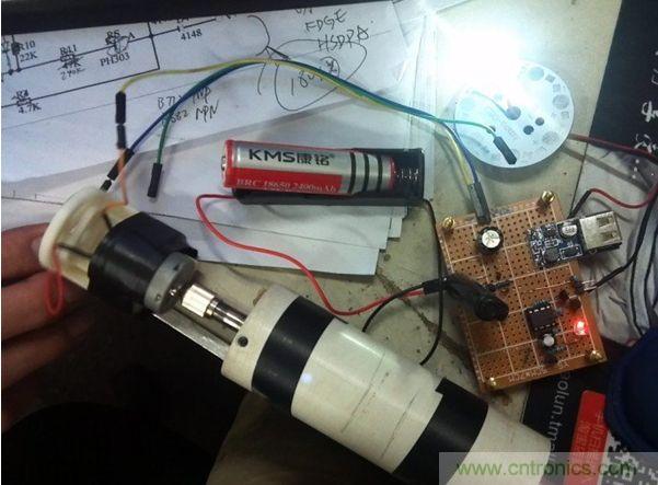 勿需充电的全自动自行车灯 DIY
