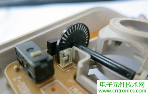 殿堂级机械鼠标拆解:叹精致做工!