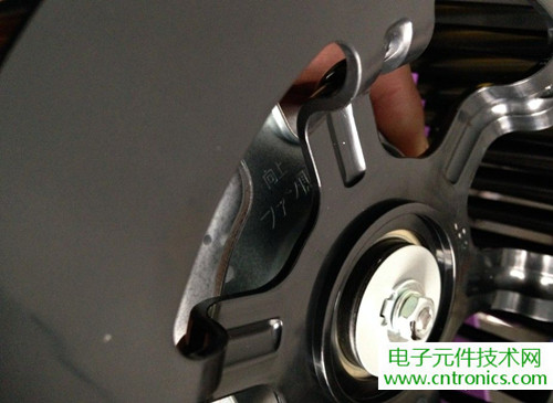 PM2.5杀手!松下纳米水离子空气净化器拆解