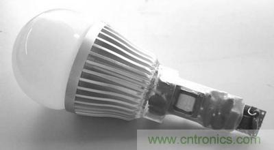 几种LED驱动方式对比及LED驱动电源的选择