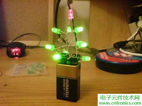 工科男的圣诞礼物：简易LED圣诞树DIY