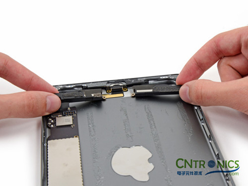 最新最牛最逆天的拆解:iPad Mini Retina 内部大揭秘!