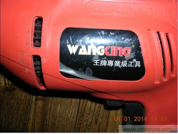 巧夺天工!大神利用山寨功放为高性价比逆变器“穿新衣”