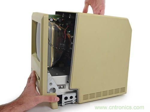 拆！古董级Macintosh 128K电脑