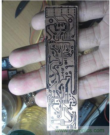 精巧DIY:绿色天然环保的太阳能移动电源