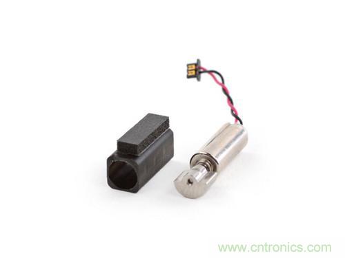 牛人强拆!新HTC One(M8)真机精密做工难修理