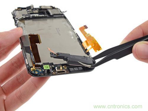 牛人强拆!新HTC One(M8)真机精密做工难修理