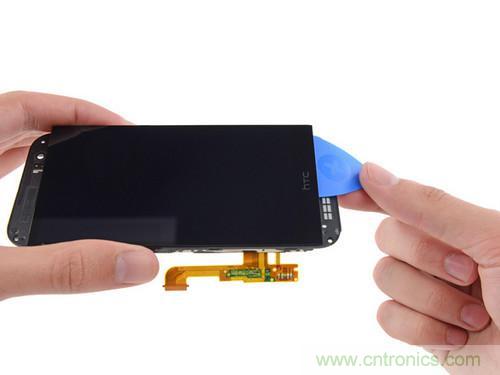 牛人强拆!新HTC One(M8)真机精密做工难修理