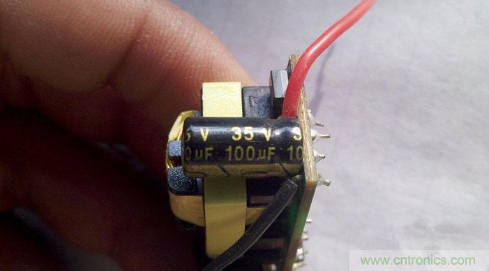 拆解狂魔:拆修4.7WLED驱动电源