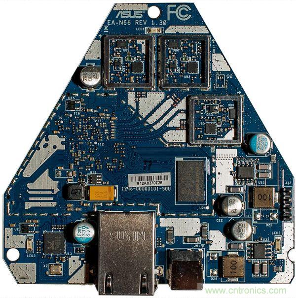 图2：PCB为蓝色的v1.3版本。