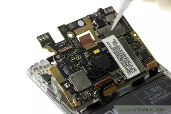 红米Note 3姗姗来迟,是否藏有玄机?一拆便知