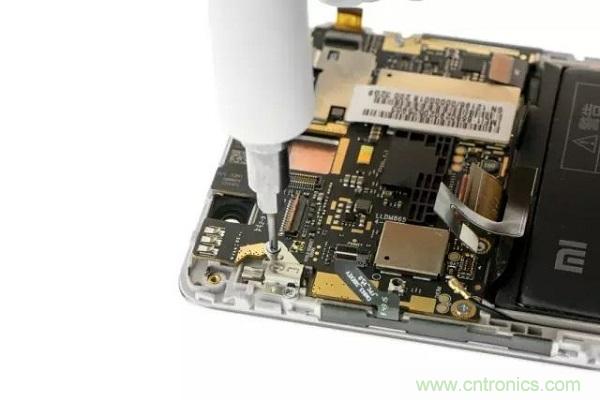 红米Note 3姗姗来迟,是否藏有玄机?一拆便知