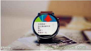 Moto 360 二代：“精益求精”的细节仍无法弥补功能的缺失