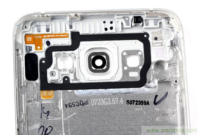 三星Galaxy A8拆解,中端、旗舰傻傻分不清楚