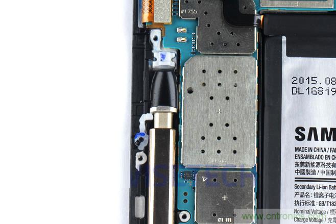 Galaxy Note5拆解，与S系列差距日渐模糊