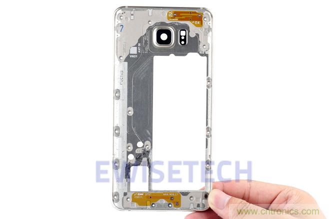 Galaxy Note5拆解,与S系列差距日渐模糊