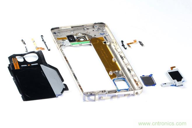 Galaxy Note5拆解,与S系列差距日渐模糊