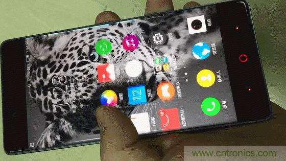 无边框的 nubia Z9 ,一款既有惊喜,又有惊艳的智能手机