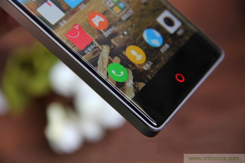 无边框的 nubia Z9 ,一款既有惊喜,又有惊艳的智能手机