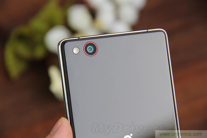 无边框的 nubia Z9 ,一款既有惊喜,又有惊艳的智能手机