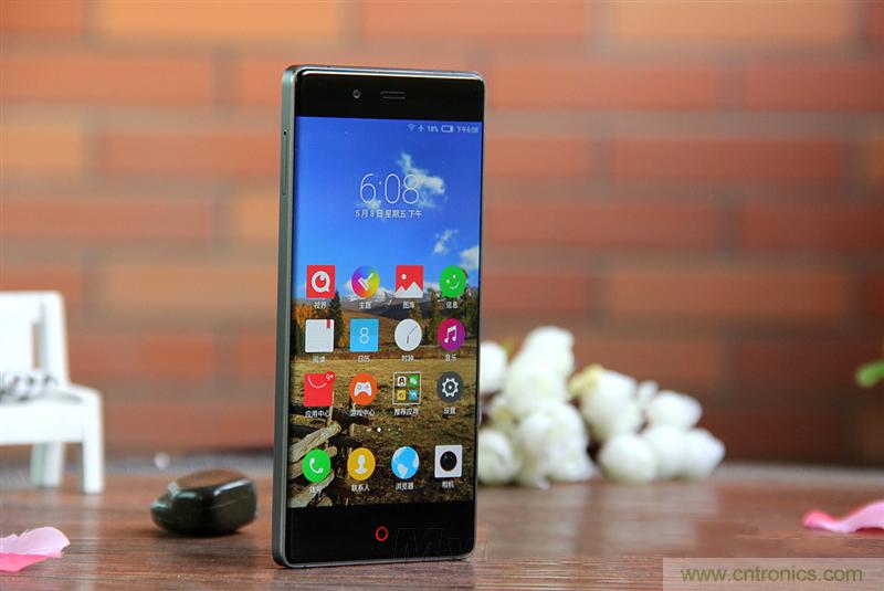 无边框的 nubia Z9 ,一款既有惊喜,又有惊艳的智能手机