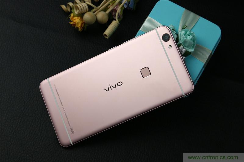 Hi-Fi革命！vivo X6 Plus深度评测：够快才畅快