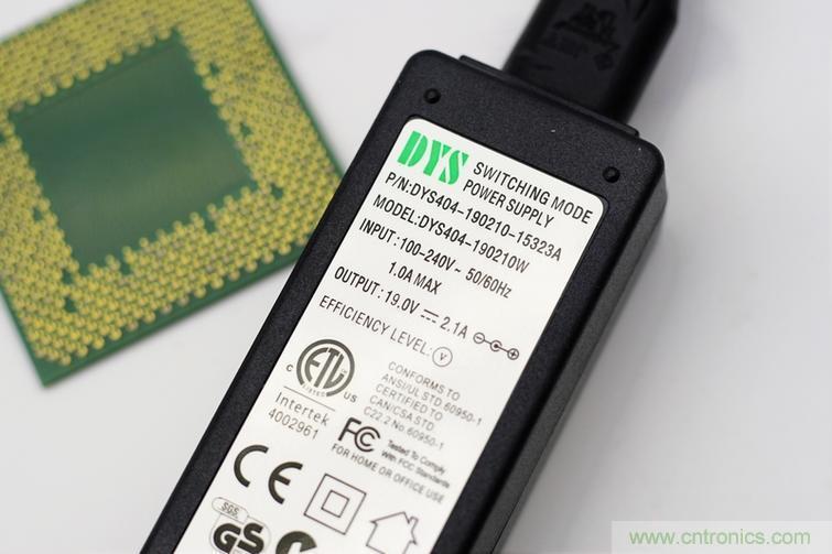 一款能唤起 70 后工程师朋友“童年趣事”的迷你电烙铁!