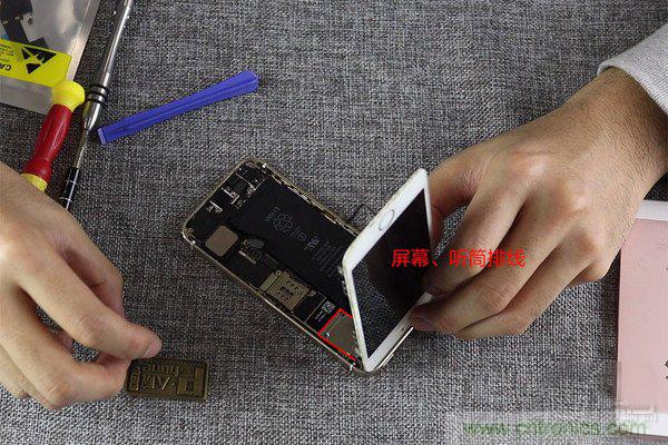 5s拆解改装iPhone SE:120元就可愉快装BI了