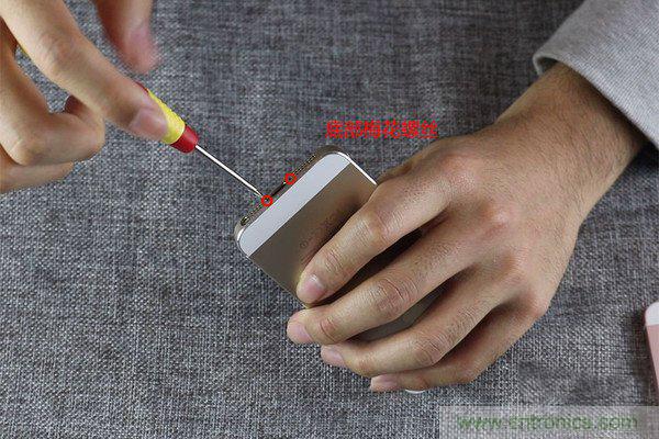 5s拆解改装iPhone SE:120元就可愉快装BI了
