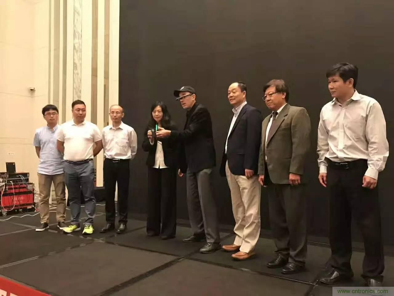 深圳要闻|全球可穿戴之父Steve Mann来深圳了!2017深圳智能穿戴,VR/AR前沿技术论坛暨开发者交流酒会