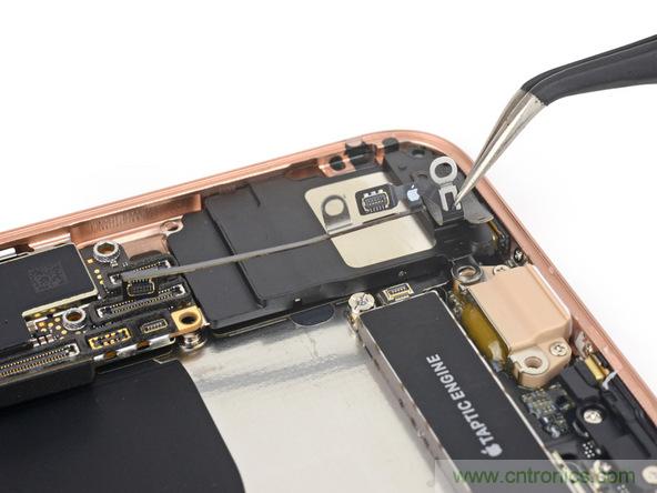 iPhone 8首拆:无线充电版本的iPhone 7?