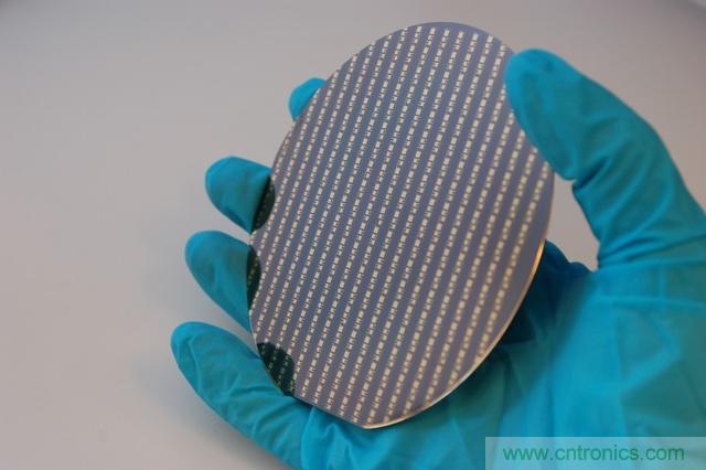 DRAM明年降至30%,三星明年加强晶圆代工,与台积电争夺3nm DRAM明年降至30%,三星明年加强晶圆代工,与台积电争夺3nm