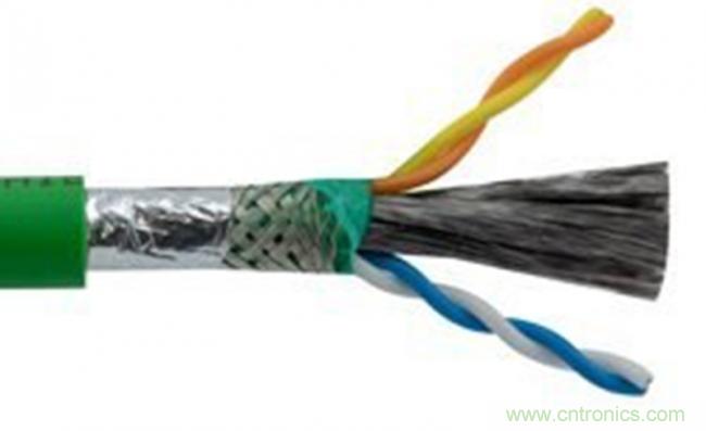 L-com诺通推出了一系列新型散装线缆、现场端接式插头和线缆组件