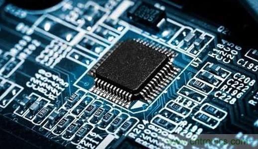 IBM推出2nm微芯片，性能提高45%