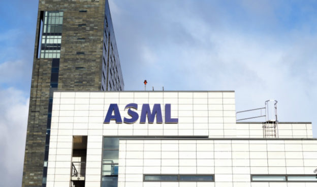 ASML公布第二季度财报:净销售额40亿欧元,净利润10亿欧元