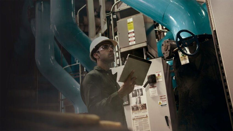 从工厂到边缘：高通跃龙IQ-X以Oryon CPU架构攻克严苛工业环境