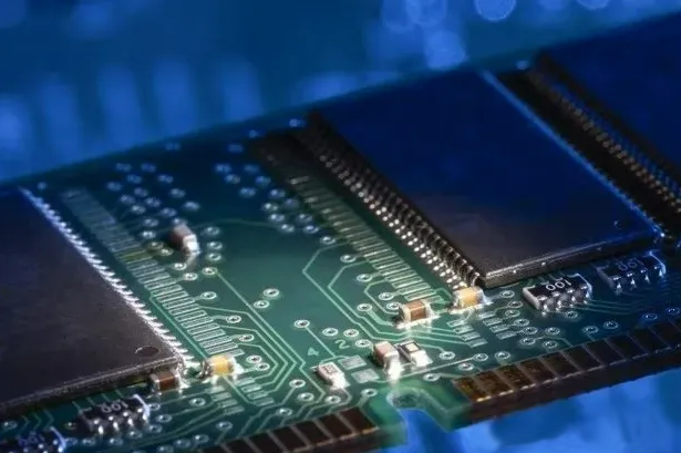 AI推理引爆存储需求，HBM与DDR5迎来超级周期