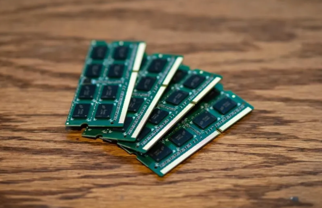 十倍涨幅只是开始？DDR4供需缺口持续扩大