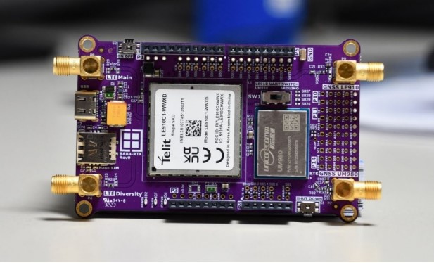 儒卓力系统解决方案推出RAB4新型适配器板 实现厘米级精度实时定位