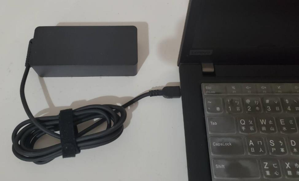 破解大功率充电难题！大联大友尚携手Leadtrend推出100W PD3.0适配器方案